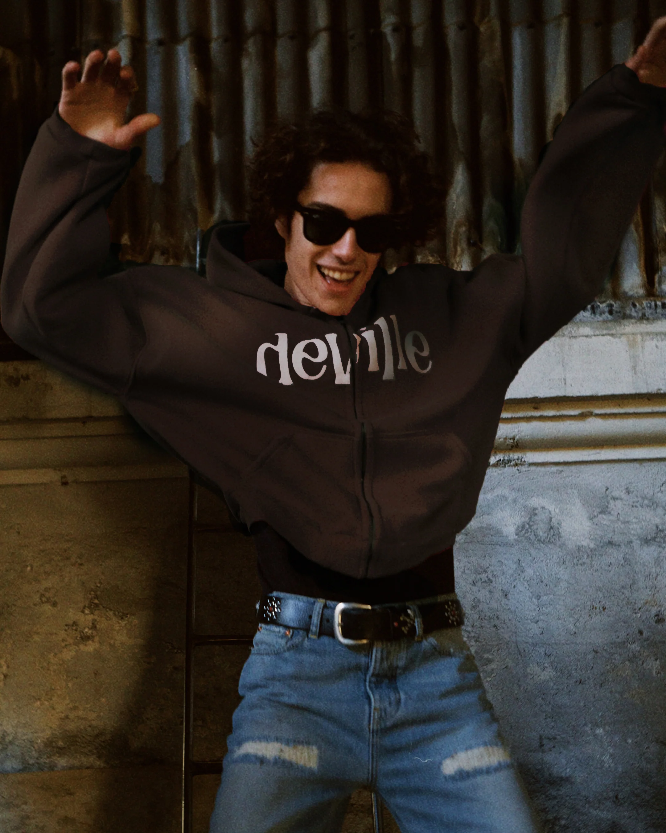 Faded Brown Zip Hoodie - Image 7