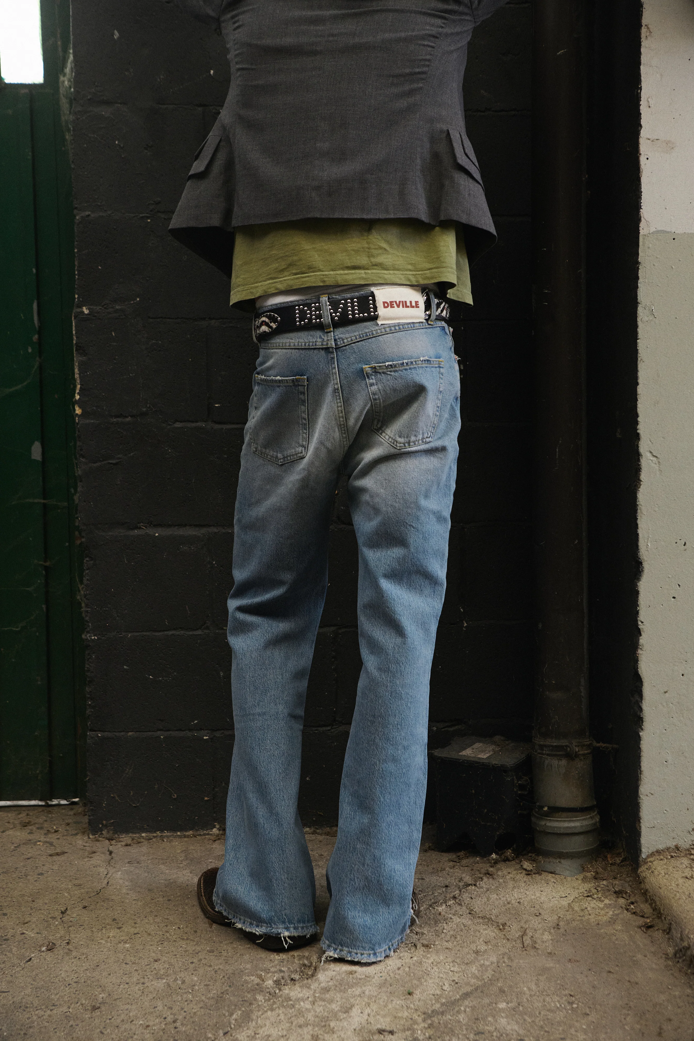 01 Bootcut Denim - Image 3